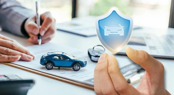 Guía de Seguro de Auto para Personas Mayores de 50 Años: Cómo Elegir Cobertura Inteligente y Ahorrar en 2026